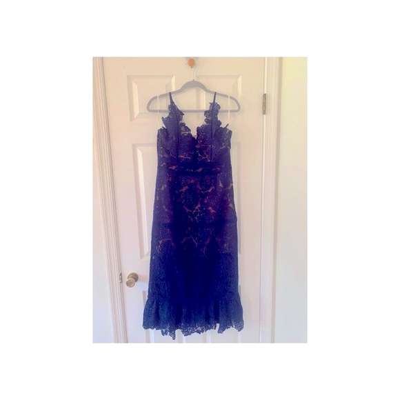 Navy Lace FoxieDox Gown - Picture 3 of 7
